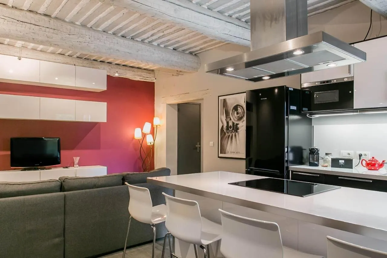 appartement de charme dans le luberon Lagnes 0*,  France