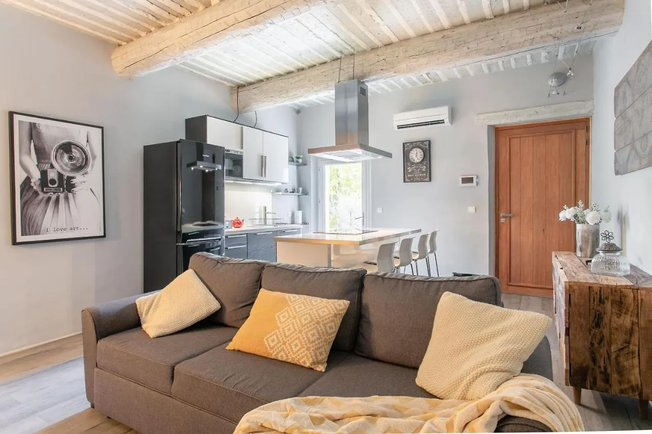 appartement de charme dans le luberon Lagnes 0*,